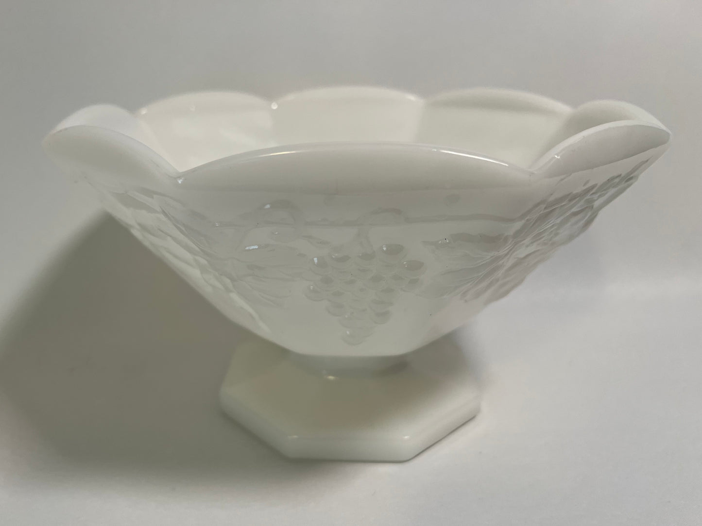 Anchor Hocking Harvest Grape Milk Glass Pedestal Bowl