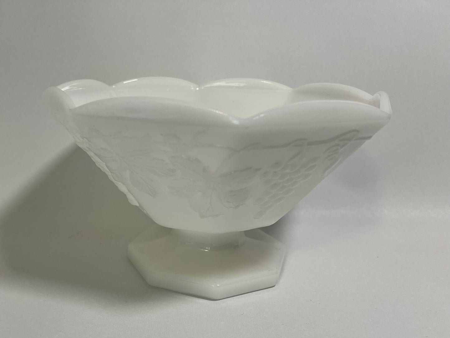 Anchor Hocking Harvest Grape Milk Glass Pedestal Bowl