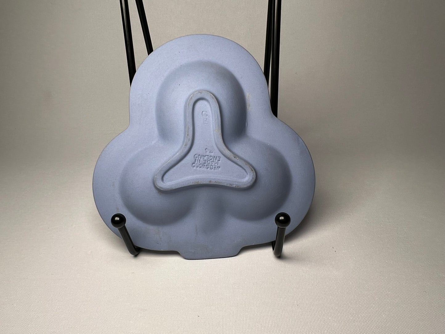 Wedgwood Jasperware Club-Shaped Blue Trinket Dish, 1974